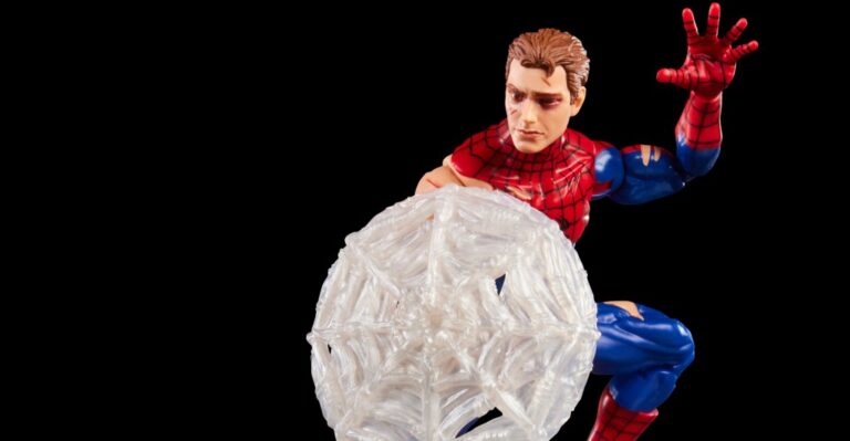 MARVEL-LEGENDS-SERIES-MAGIC-THE-GATHERING-BATTLE-DAMAGED-SPIDER-MAN-6.jpg