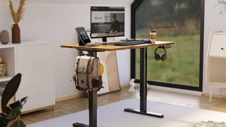 4565585-budgetstandingdesk.jpg