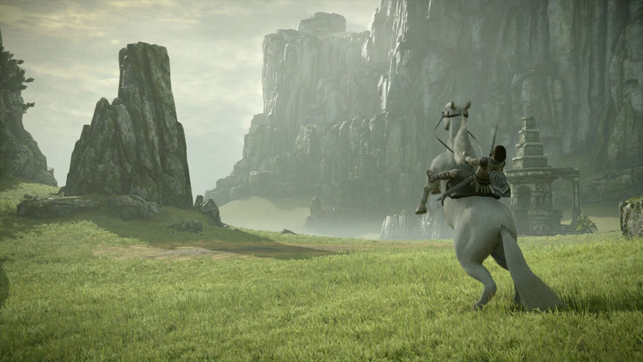 4586934-3346063-colossus_20.jpg