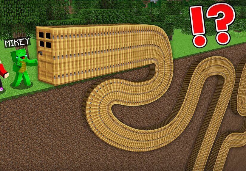 JJ and Mikey found a UNDERGROUND LONGEST DOOR in Minecraft