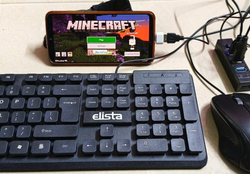 Playing Minecraft With Keyboard And Mouse In Mobile!